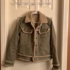 Volcom Stone Boardwear Warm and Fuzzy Winter Jacket. Size Small.